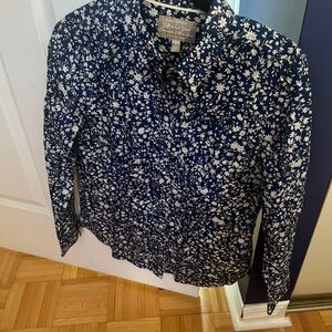Banana Republic Blue and White Floral Button Down Shirt